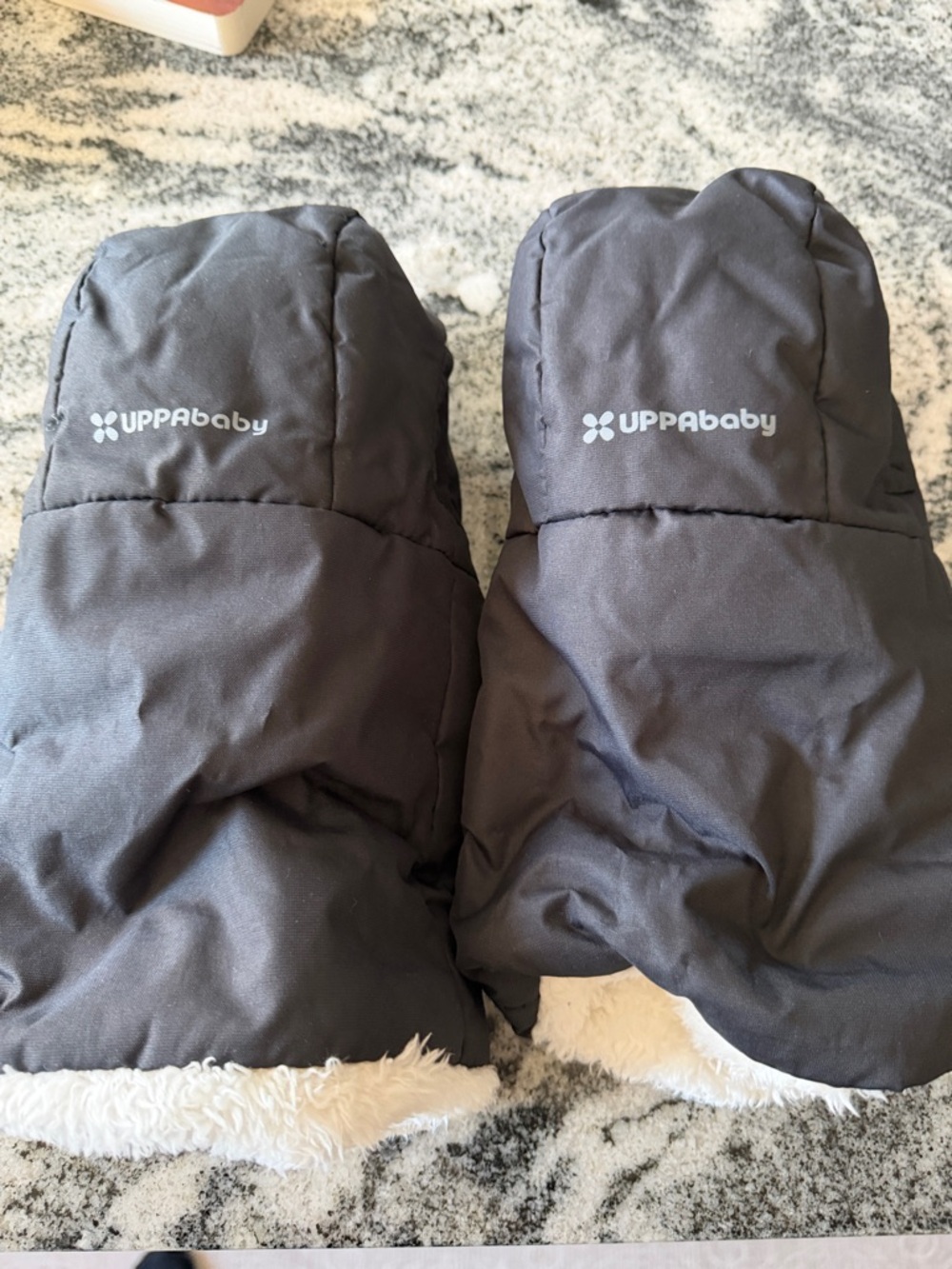 UPPAbaby Cozy Handmuff Black Stroller Hand Muff with White Faux Fur Lining - Picture 3 of 5